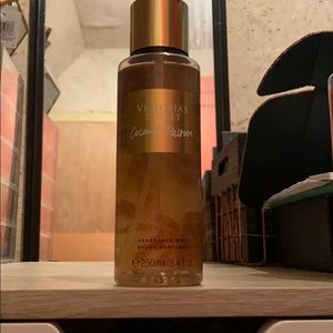 Coconut passion spray by Victoria’s Secret.